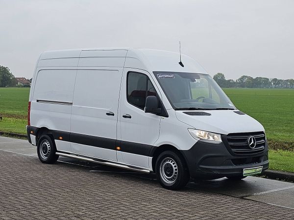MERCEDES-BENZ - SPRINTER 215