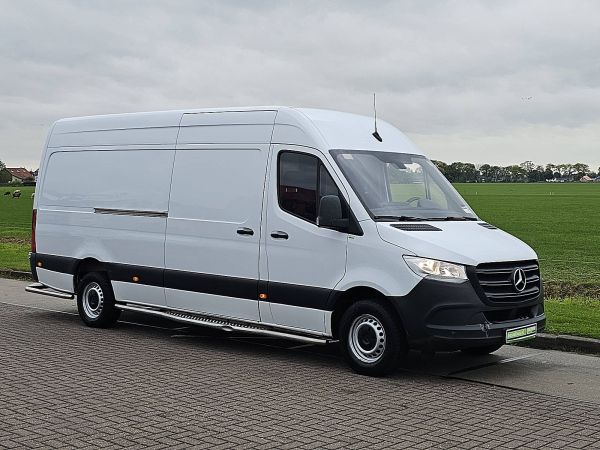MERCEDES-BENZ - SPRINTER 311