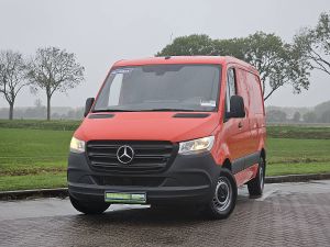 MERCEDES-BENZ - SPRINTER 215