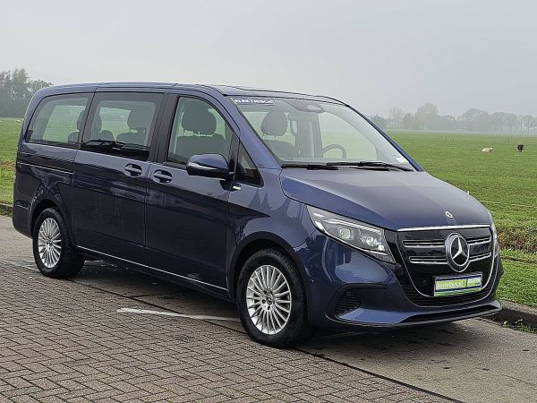 MERCEDES-BENZ - EQV 300